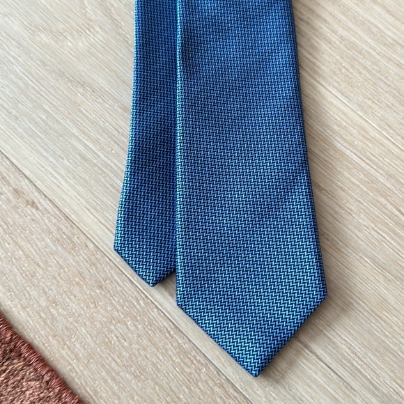 Eton Luxury Tie - Subtle Blue Herringbone Pattern - Made in England - Ex. Cond. - Picture 2 of 7